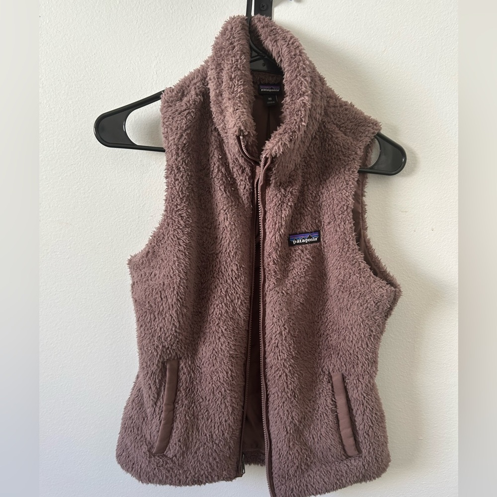 Patagonia fuzzy vest XS women’s dusky pink